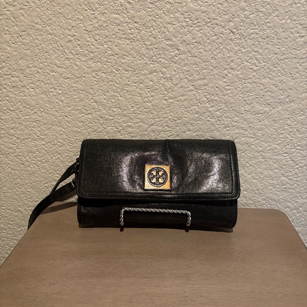 Tory Burch Emerson Small Wristlet